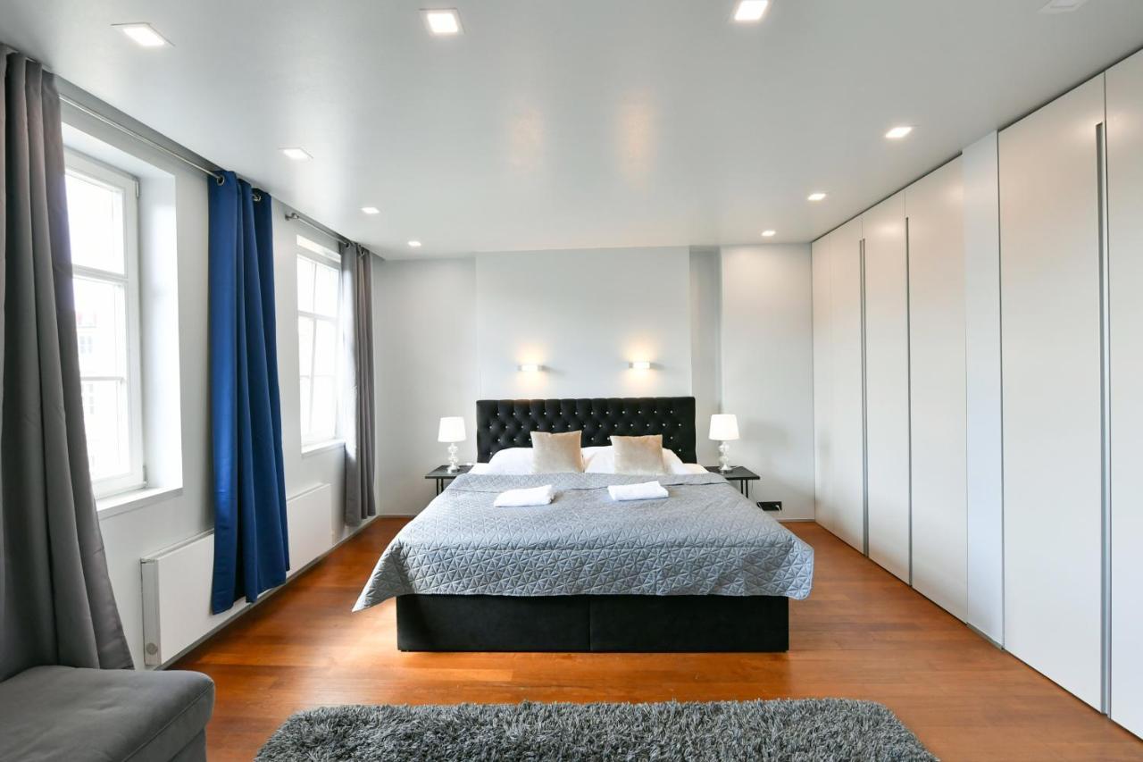 Luxury Central Duplex With Terrace プラハ エクステリア 写真